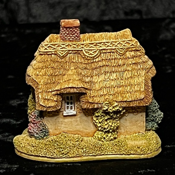 Vintage Lilliput Lane - Wash Day - Collectors Club - Picture 7 of 11